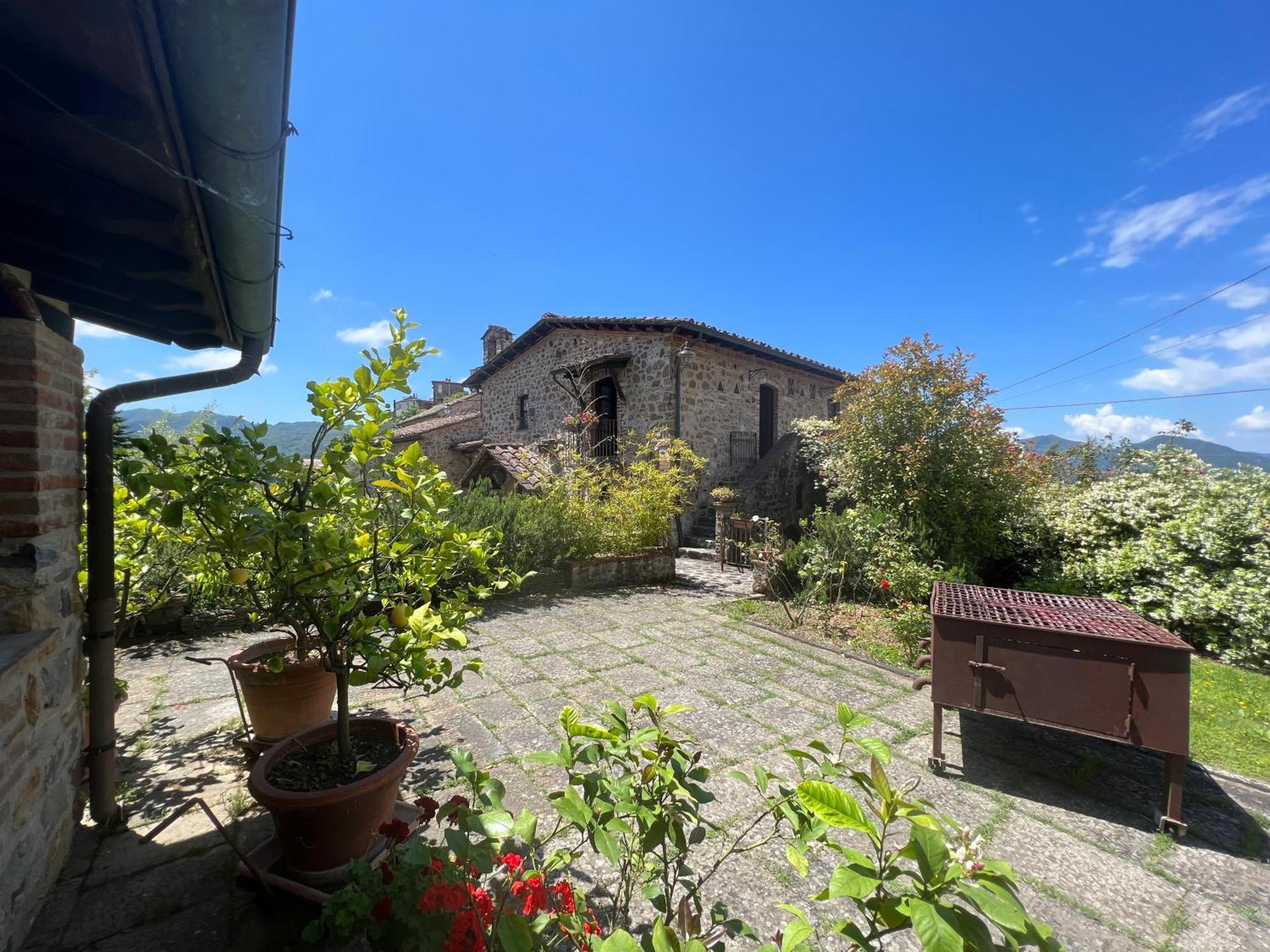 Podere Beatrice 20 Pax By Villasretreats Bardine di San Terenzo Exterior photo